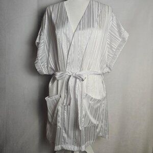 NWOT Jessica Simpson Women's Size M-L Lurex Kimono Robe Swim Coverup White